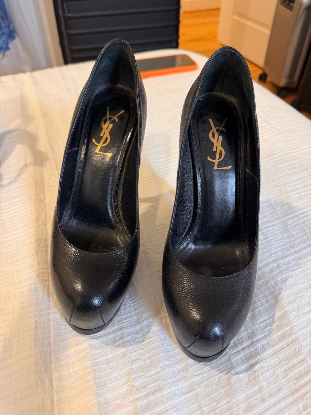 Yves Saint Laurent Black Pebbled Leather Platform Pumps